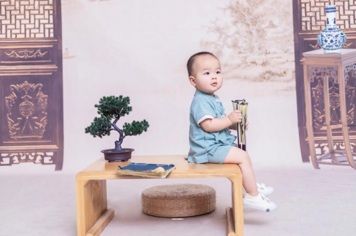 莒县孕妇肚子上的黑线
